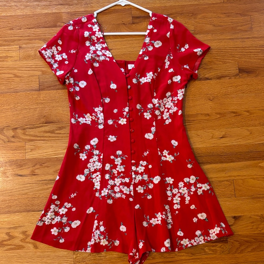 Intermix Lisbeth Silk Red Floral Short Sleeve Romper with Front Buttons Size 4